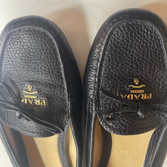 Prada pebbled leather bow driving loafers - Picture 2 of 7